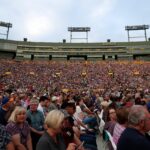 Soldier Field is in list of oldest stadiums in NFL