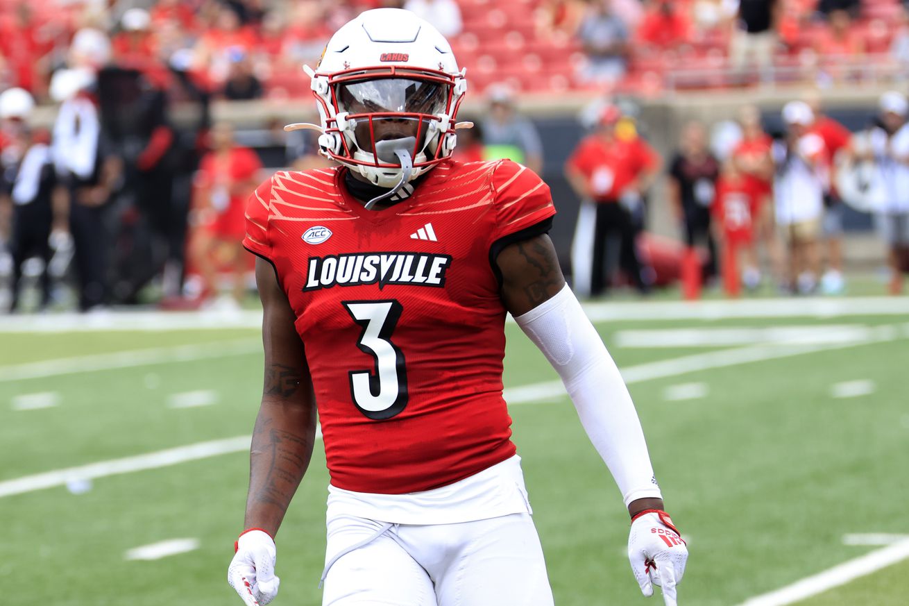 Austin Peay v Louisville