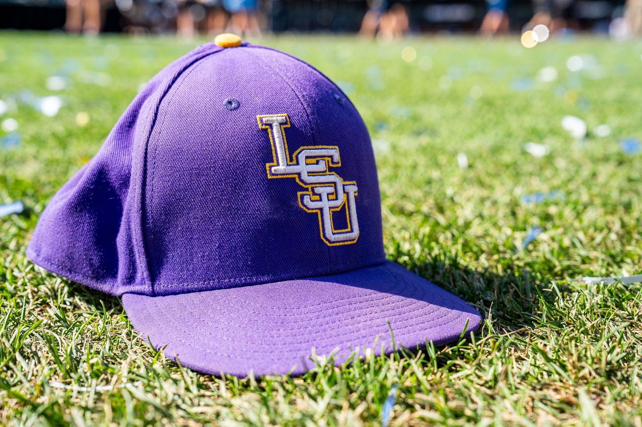 NCAA Baseball: College World Series-Coastal Carolina v LSU