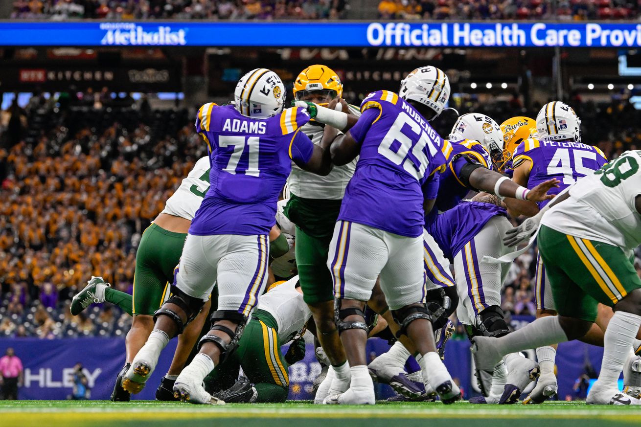 COLLEGE FOOTBALL: DEC 31 Kinder’s Texas Bowl - Baylor vs LSU