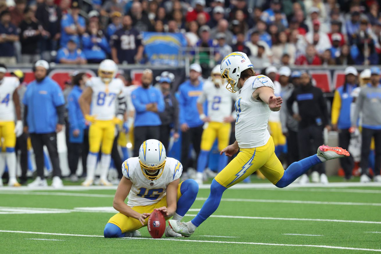 NFL: AFC Wild Card Round-Los Angeles Chargers at Houston Texans